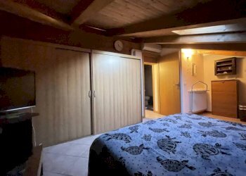 Camera da letto - Quadrilocale via Valle Agosta, Ravenna (zona Porto Corsini) - foto 22