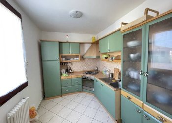 Cucina - Quadrilocale via Valle Agosta, Ravenna (zona Porto Corsini) - foto 8