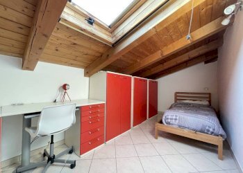 Camera da letto - Quadrilocale via Valle Agosta, Ravenna (zona Porto Corsini) - foto 23