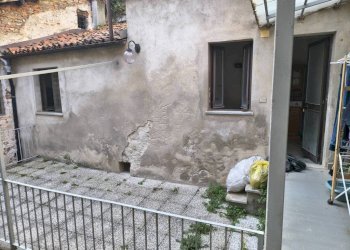 Cortile interno - Quadrilocale via Giovan Battista Vico, 10, Mondovì - foto 8