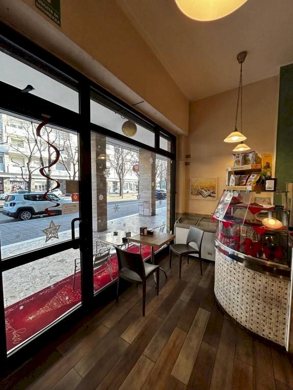 Interno non residenziale - Bar Tavola Calda - Fredda Grugliasco - foto 2