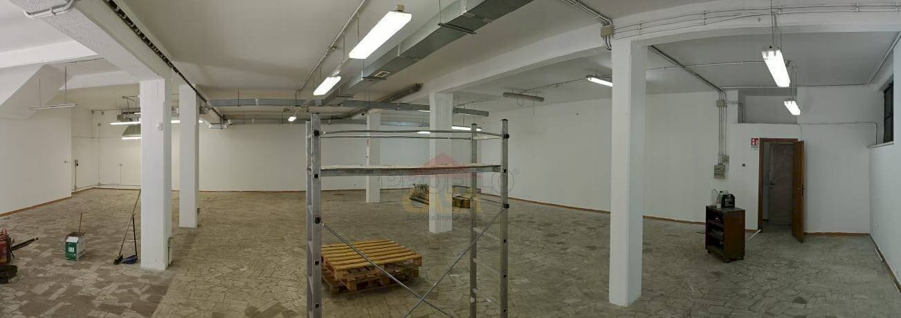 Foto 2 - Attività Commerciale Via Santeramo In Colle, Roma - foto 2