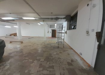 Foto 3 - Attività Commerciale Via Santeramo In Colle, Roma - foto 3