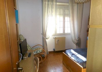 Camera da letto - Three-room apartment via Taigete, 14, Anzio - photo 25
