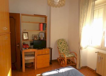 Camera da letto - Three-room apartment via Taigete, 14, Anzio - photo 27