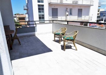 terrazza - Three-room apartment via Ardeatina, 357, Anzio - photo 3