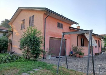 lato ovest casa - Villa via ponchielli, Offanengo - foto 32