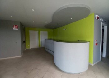 Interno non residenziale - Negozio via Scornigiana, Pisa (zona Ospedaletto) - foto 5