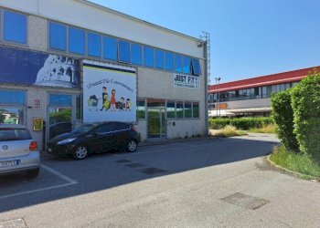 Zona - Negozio via Scornigiana, Pisa (zona Ospedaletto) - foto 31