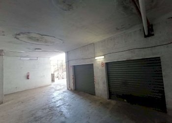 via_parravicini_185-12-10 at 21.25.26 (1) - Capannone via luigi alessandro parravicini, Roma - foto 3