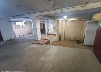 whatsapp image 2025-12-15 at 14.20.45 - Capannone via luigi alessandro parravicini, Roma - foto 19