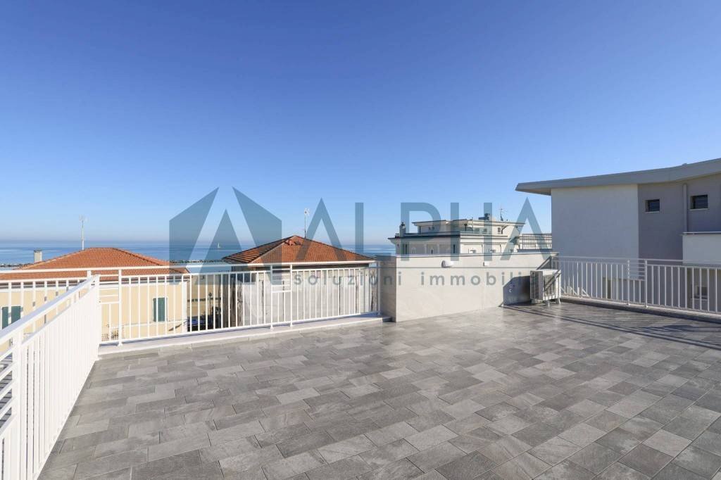 Terrazzo - Two-room apartment viale Ciro Menotti, Rimini - photo 1