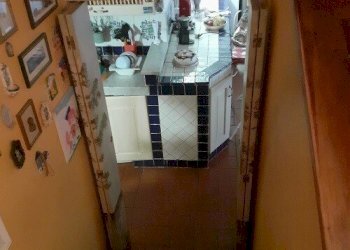 thumbnail_20251001_145001.jpg - Casa semi indipendente Viale XX Settembre 207C, frazione Avenza, Carrara - foto 8