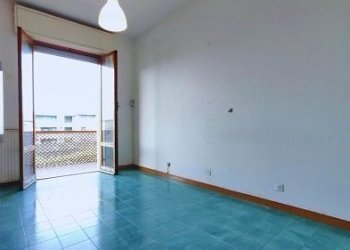 thumbnail_IMG-20251107-WA0057.jpg - Quadrilocale Viale Giovanni da Verrazzano 1, Carrara - foto 3