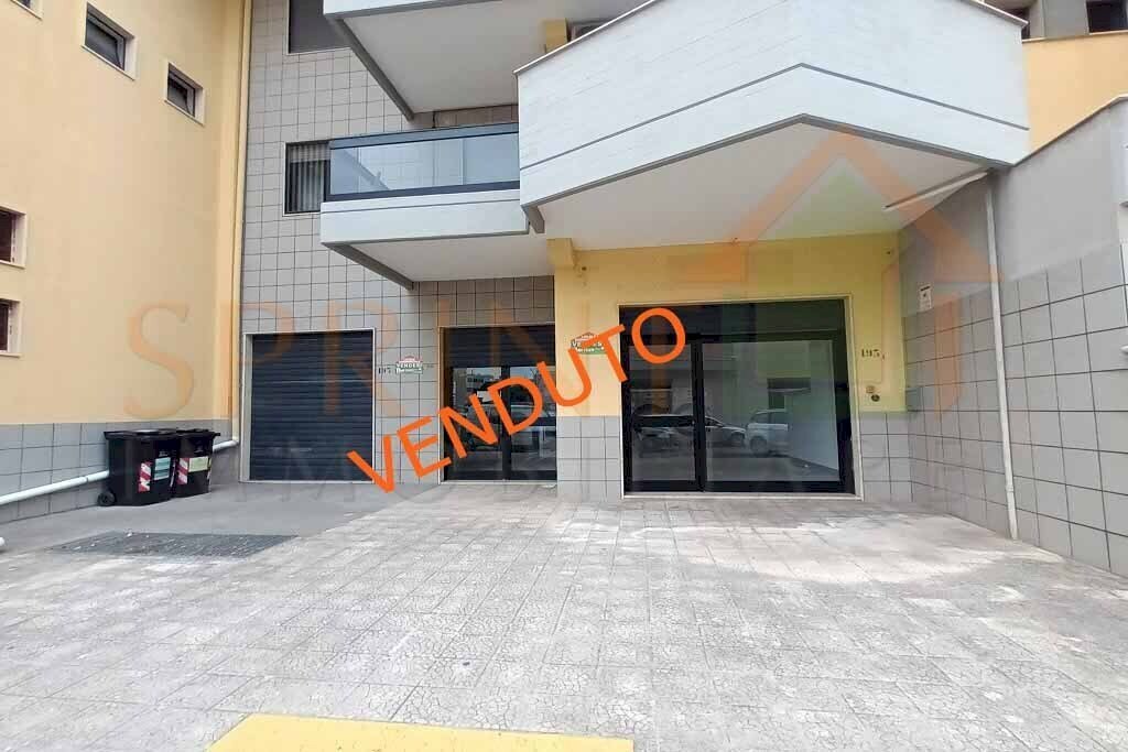 1 VENDUTO .jpg - Locale Commerciale Monopoli - foto 1