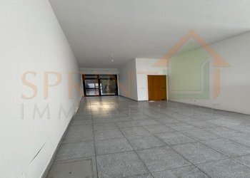 3.jpg - Locale Commerciale Monopoli - foto 4