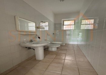 5.jpg - Locale Commerciale Monopoli - foto 6