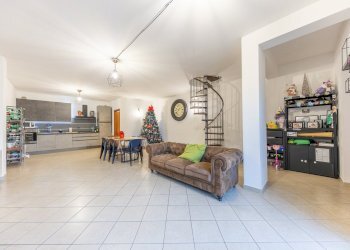 35.jpg - Quadrilocale Mentana - foto 12