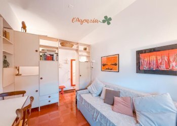 Camera.jpg - Quadrilocale Via Privata Giuseppe Pastine, Santa Margherita Ligure - foto 6