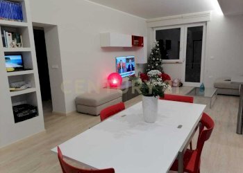 con mobilio rosso - Appartamento Via del Sole 44, Monte Argentario - foto 10