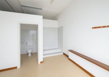 spogliatoio.png - Laboratorio Via Europa 94, Luni - foto 4