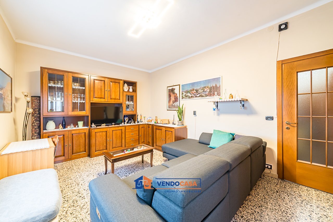 Trilocale Santa Vittoria d'Alba - foto 2