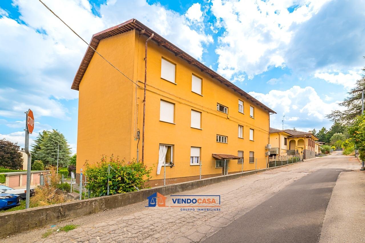 Four-room apartment Santa Vittoria d'Alba - photo 1