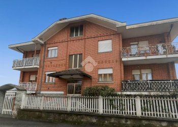 Quadrilocale Via Roma, San Francesco al Campo - foto 1