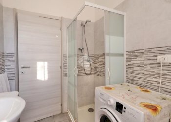 Three-room apartment Via Giovanni Bolognesi, Reggio nell'Emilia - photo 12