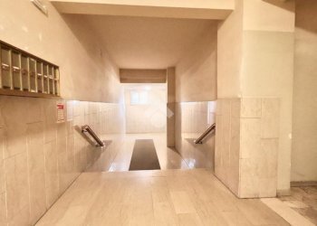 Three-room apartment Via Giovanni Bolognesi, Reggio nell'Emilia - photo 40