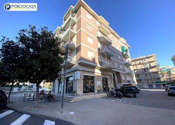 Foto 1 - Trilocale via Milano, Borghetto Santo Spirito - foto 1