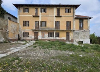 Facciata - Rustico via Angelo Brofferio, Calosso - foto 5