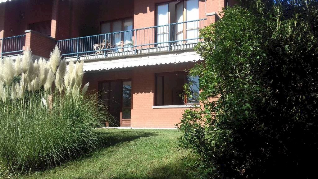 Facciata - Quadrilocale via Nino Costa, Chieri - foto 2