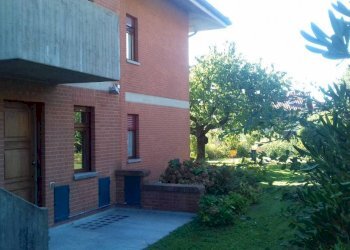 Giardino - Quadrilocale via Nino Costa, Chieri - foto 3