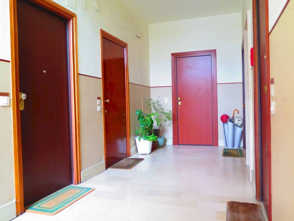 Interno palazzo - Three-room apartment viale Piacenza, 45, Parma (neighborhood Pablo) - photo 1