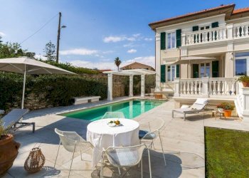 Piscina - Villa via Generale Ardoino, 114, Diano Marina - foto 5