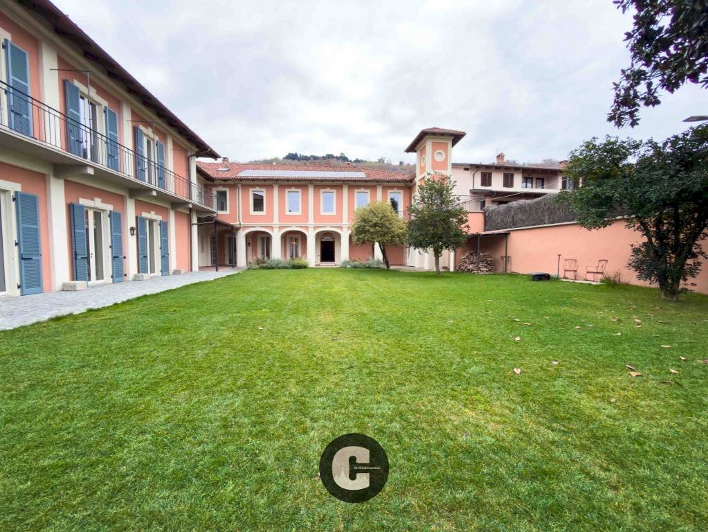 Giardino - Stabile - Palazzo via Vittorio Emanuele II, Vestignè - foto 1