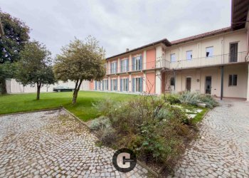 Giardino - Stabile - Palazzo via Vittorio Emanuele II, Vestignè - foto 41