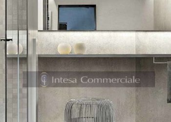 DETTAGLIO PAVIMENTO E RIVESTIMENTI - Trilocale Brescia - foto 7