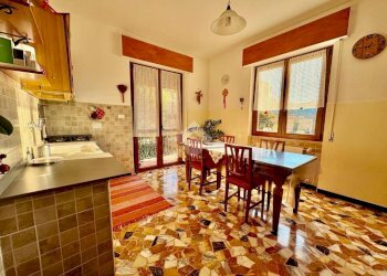 Quadrilocale Via G. Brodolini, Sant'Olcese - foto 2