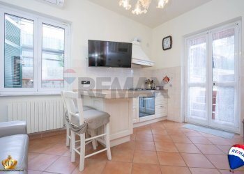 Monolocale Via Frà Vincenzo da Fiorenzuola, 6 
 Granarolo, Genova (zona Granarolo) - foto 1