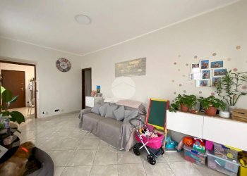 Three-room apartment Via Palestro, Piossasco - photo 14