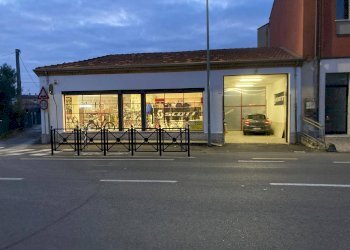 Foto 1 - Attività Commerciale via chiesanuova, Mantova - foto 1