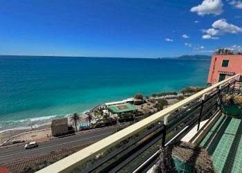 Foto 2 - Trilocale via concezione
 
10, Finale Ligure - foto 2