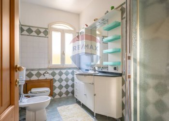 Bagno con doccia - Villa Via Torre Ulisse
 
21, Carini - foto 38