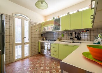 Cucina - Villa Via Torre Ulisse
 
21, Carini - foto 39
