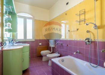 Bagno - Villa Via Torre Ulisse
 
21, Carini - foto 43