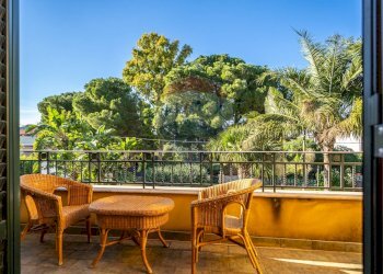 terrazzo primo piano con vista giardino - Villa Via Torre Ulisse
 
21, Carini - foto 65