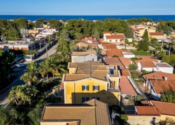 Vista dall\'alto - Villa Via Torre Ulisse
 
21, Carini - foto 70