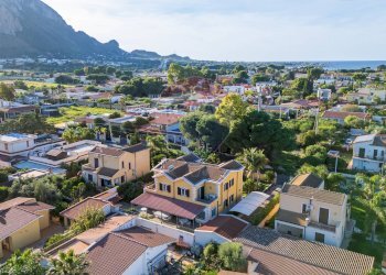 Vista dall\'alto - Villa Via Torre Ulisse
 
21, Carini - foto 72